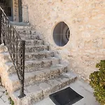 Serenity Retreat In Villa *