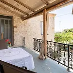 Serenity Retreat In Pidasos