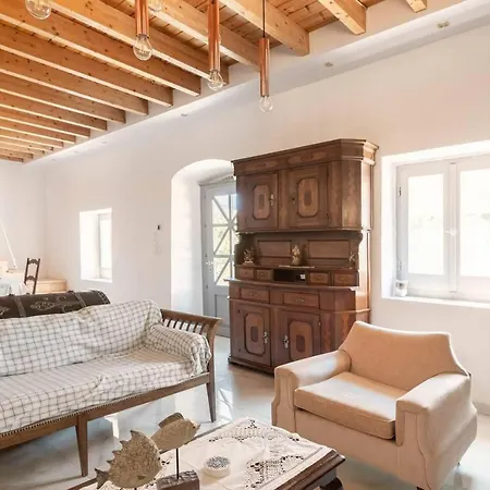 Villa Traditional Luxury Villa Retreat In Pidasos *