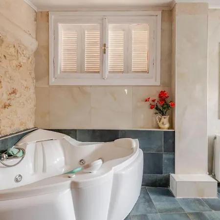 Traditional Luxury Villa Retreat In Pidasos Pidasos