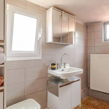 Traditional Luxury Villa Retreat In Pidasos Villa *