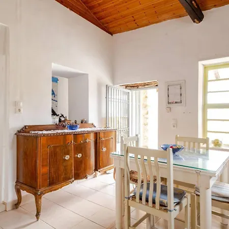 Villa Traditional Luxury Villa Retreat In Pidasos