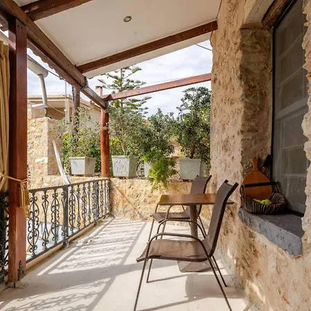 Traditional Luxury Villa Retreat In Pidasos Villa *