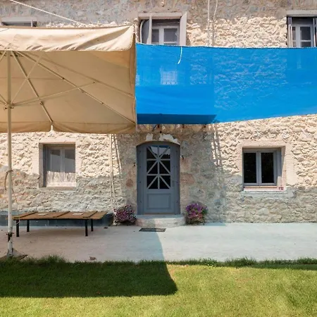 Traditional Luxury Villa Retreat In Pidasos *