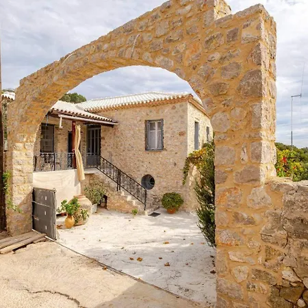Traditional Luxury Villa Retreat In Pidasos Villa