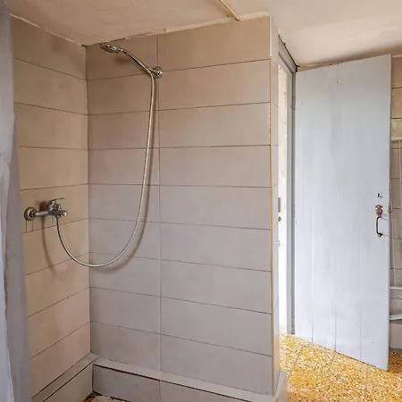 Traditional Luxury Villa Retreat In Pidasos Villa