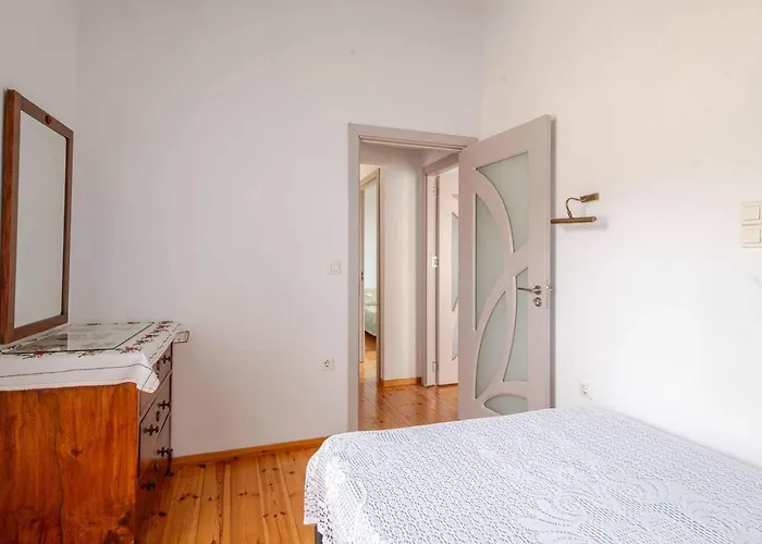 Βίλα Traditional Luxury Retreat In