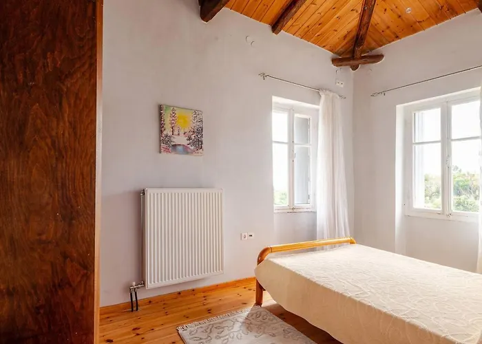 Вилла Serenity Villa Retreat In Pidasos