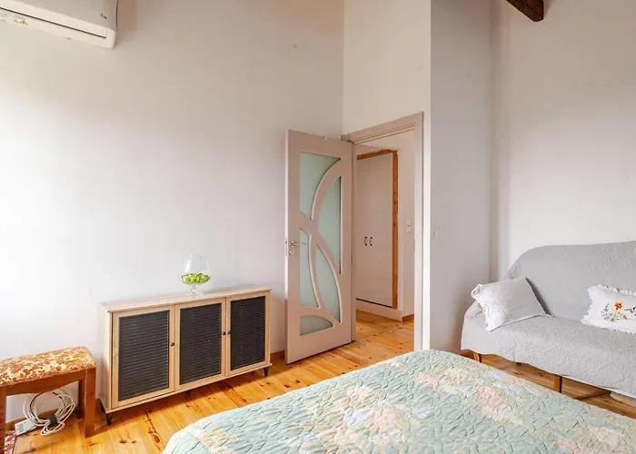 Βίλα Traditional Luxury Retreat In *