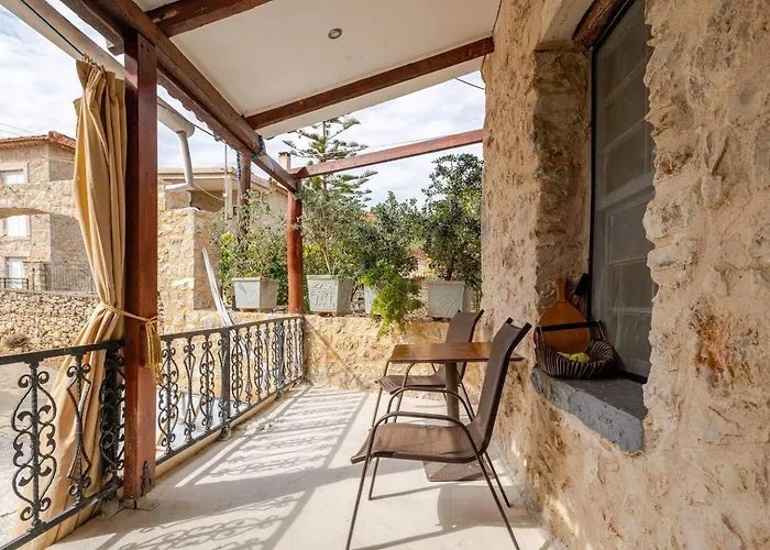 Traditional Luxury Retreat In Βίλα *