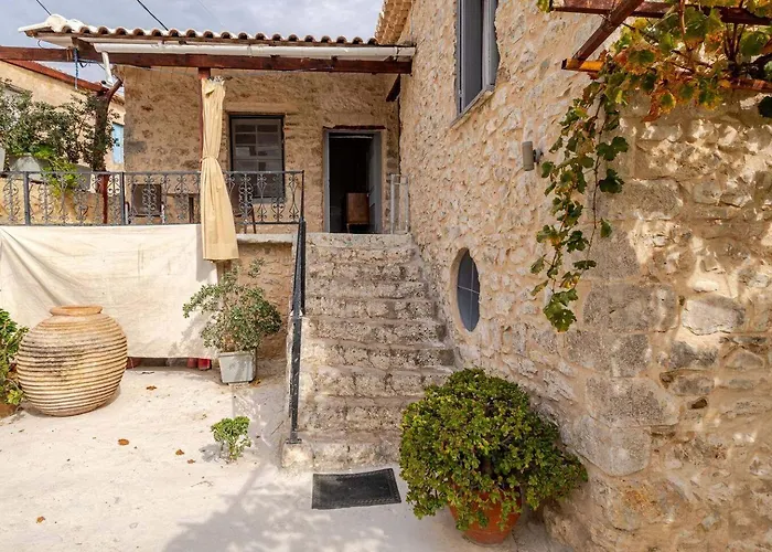 Βίλα Traditional Luxury Retreat In Pidasos