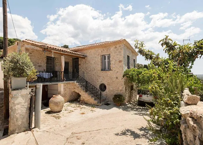 Serenity Villa Retreat In Pidasos Вилла