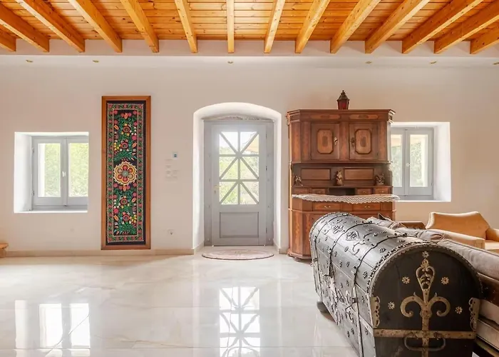 Вилла Serenity Villa Retreat In Pidasos *